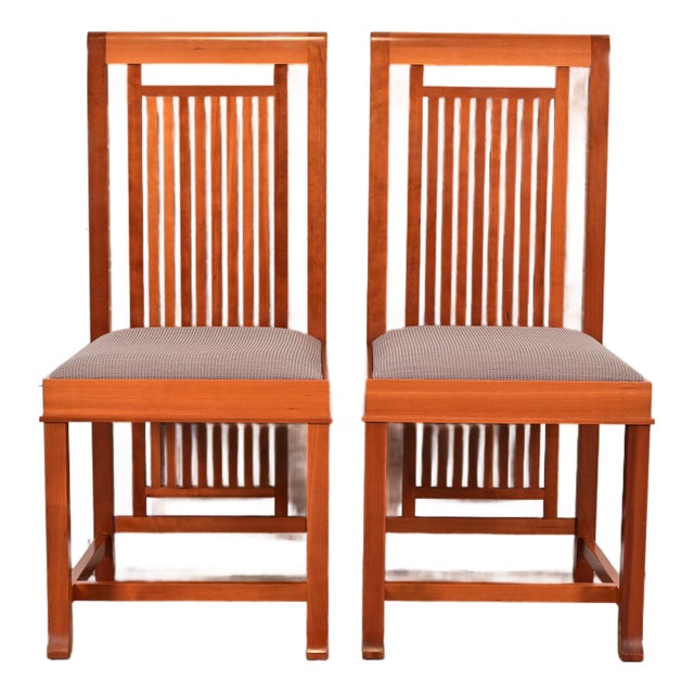 Frank Lloyd Wright for Cassina Arts & Crafts Cherry Wood Dining Chairs, Pair For Sale
