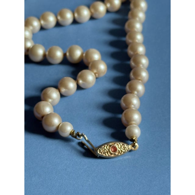 Glass Vintage Mid Century Japanese Glass Faux Pearl Necklace With Filigree Fishhook Clasp For Sale - Image 7 of 10