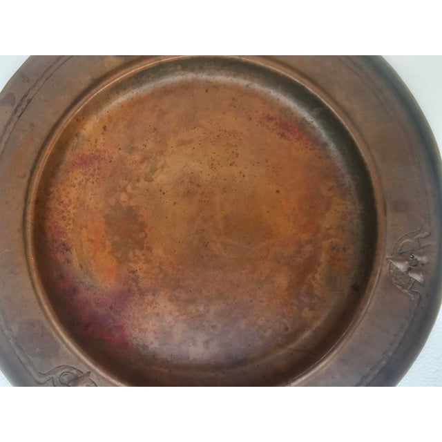 Roycroft Arts & Crafts Copper Charger – Hand‑Hammered, Mission Era 1900s For Sale - Image 13 of 17