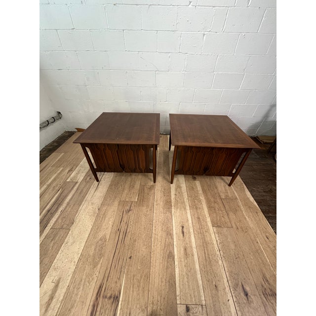Pair of 1970s Forward Trends Sculpted Walnut End Tables by Johnson Furniture For Sale - Image 9 of 12