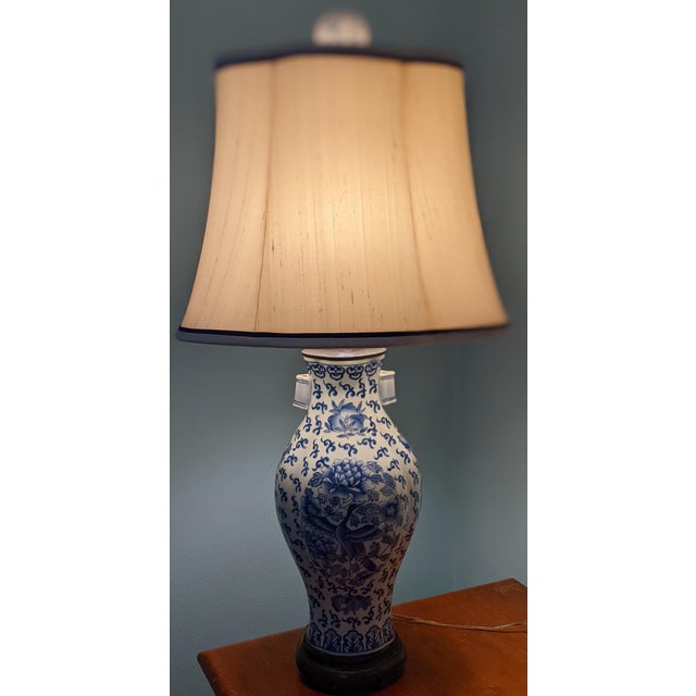 Vintage Maitland-Smith Porcelain Blue and White Chinese Chinoiserie Ginger Jar Lamp For Sale - Image 13 of 13