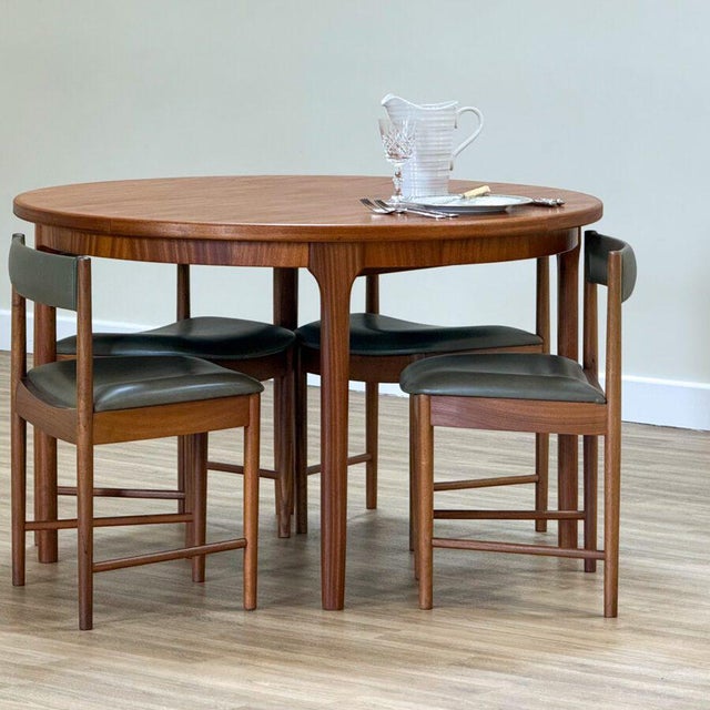 Dunvegan Round Extending Dining Table and Chairs in Teak by Tom Robertson for McIntosh, Scotland, 1960s, Set of 5 For Sale - Image 13 of 18