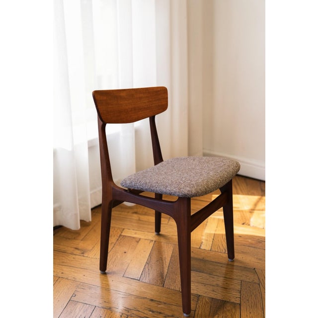 Wood Danish Teak Chair with Seat in Bouclé by Schiønning & Elgaard for Randers Møbelfabrik, 1960s, Set of 6 For Sale - Image 7 of 15