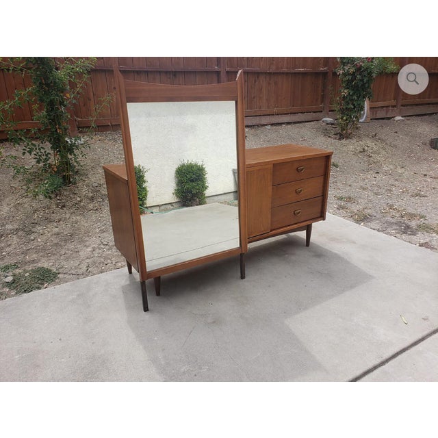 MidCentury Modern Ward Furniture Mfg Co Dresser Chest With Mirror