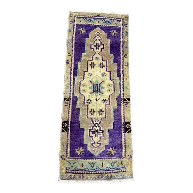 Turkish Yastik Rug 1'5" x 3'9" For Sale