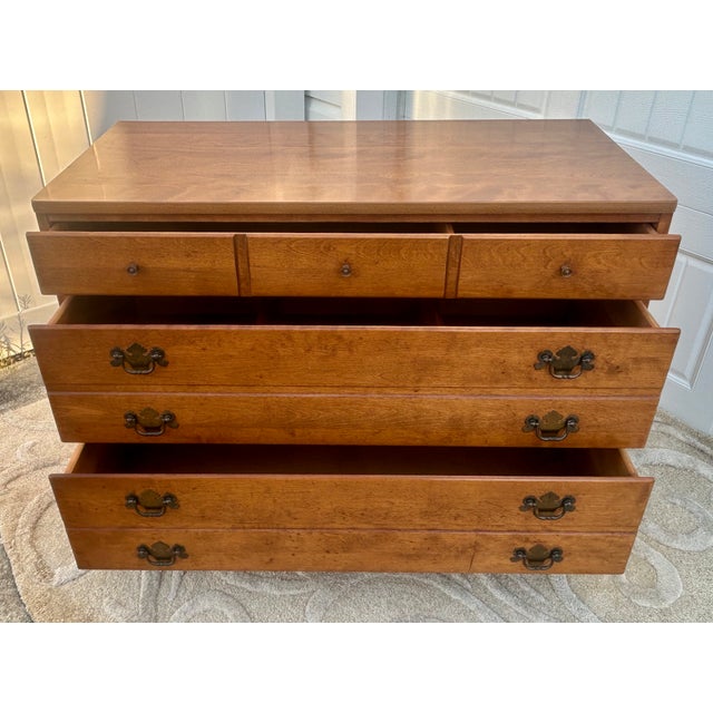 Brown Vtg. Ethan Allen American Style Three Drawer Maple Chest in Nutmeg W/Mica Top For Sale - Image 8 of 13