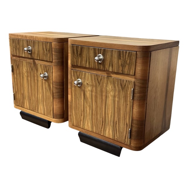 Art Deco Nightstands in Walnut Veneer and Ebonized Socle, Europe, 1930s, Set of 2 For Sale