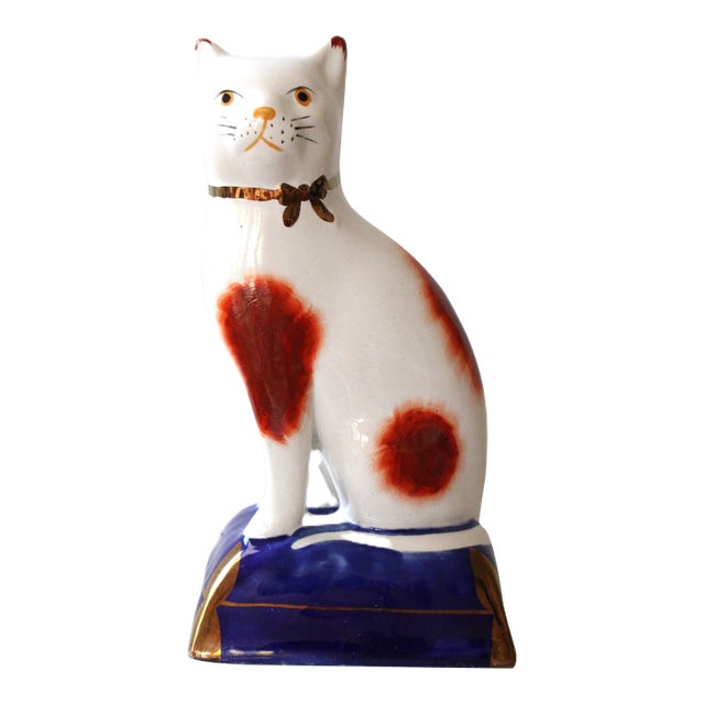 Staffordshire Style Vintage Hand Painted Fitz Cat Figurine For Sale
