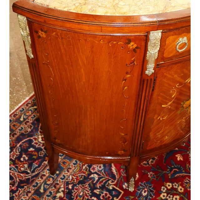 1920s Early 20th Century French Louis XV Marble Top Paint Decorated Chest Commode For Sale - Image 5 of 17