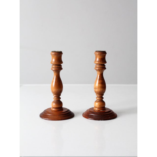 American Vintage Turned Wood Candlestick Holders Pair For Sale - Image 3 of 13