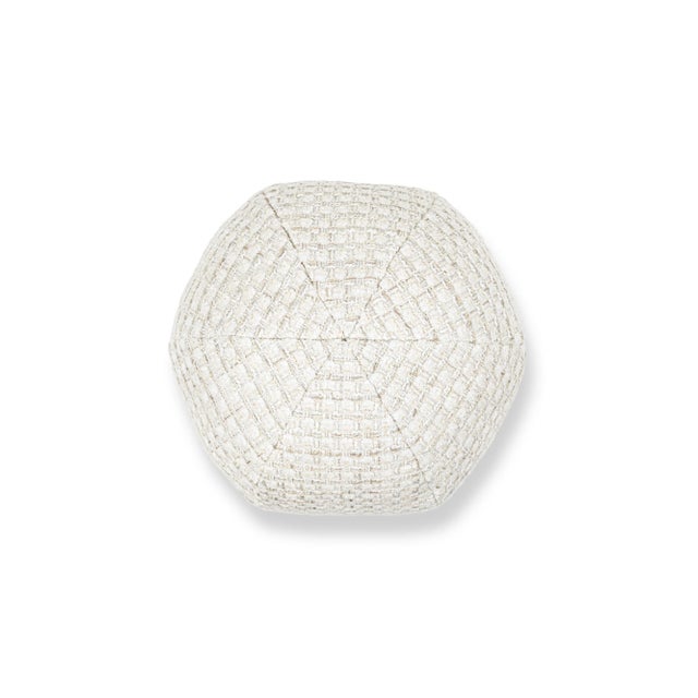 Performance fabric never looked chicer with our Heatherton woven. Featuring 14 fashionable colorways in recycled acrylic...