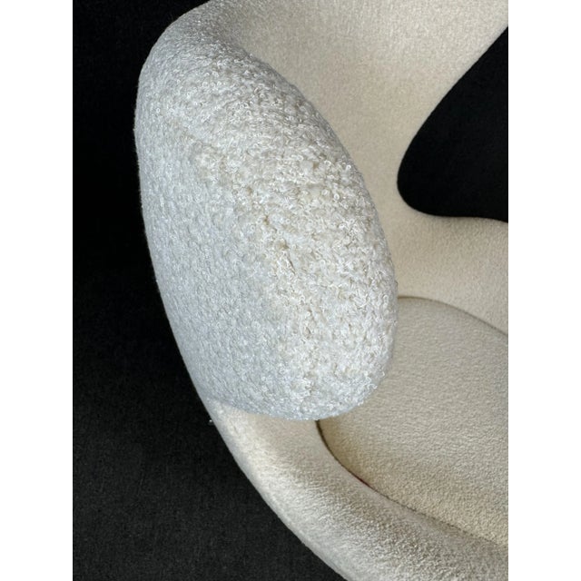 Vintage Danish Modern Egg Chair in Bouclé by Arne Jacobsen for Fritz Hansen For Sale - Image 9 of 12