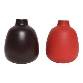 Pair of Petite Ceramic Bud Vases #130 in Matte Suede Red and Dark Brown by Heath For Sale