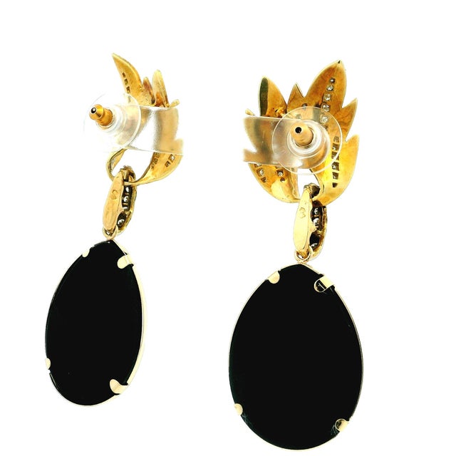 1990s Pair of Italian 18k Gold Onyx and Diamond Drop Statement Earrings For Sale - Image 4 of 11