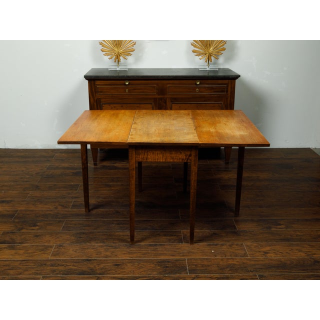 19th Century American 19th Century Maple Drop-Leaf Table with Tapered Legs For Sale - Image 5 of 8