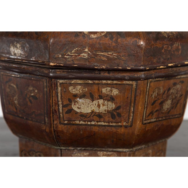 Chinese Antique Lacquered Gift Delivering Basket with Hand Painted Floral Décor For Sale - Image 10 of 13