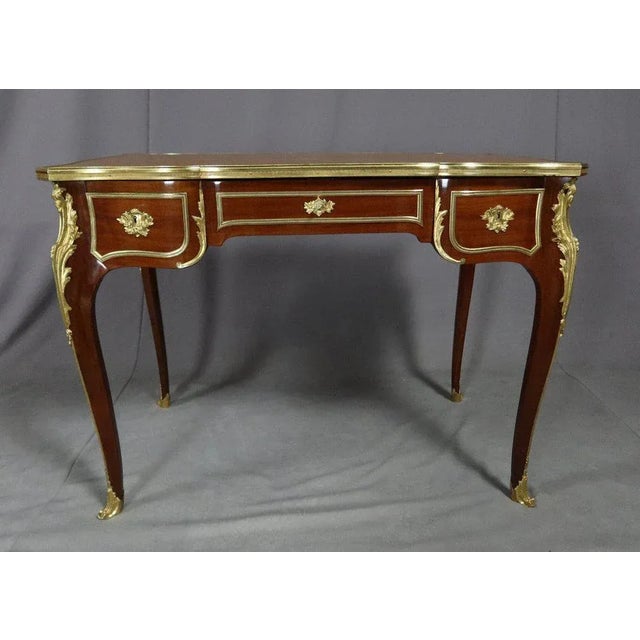 Louis XV Desk in Mahogany For Sale - Image 11 of 13