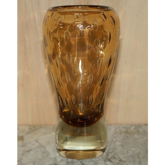 Decorative floating bubble glass vase. This piece looks sublime from every angle, it doesn’t have any damage that I can...