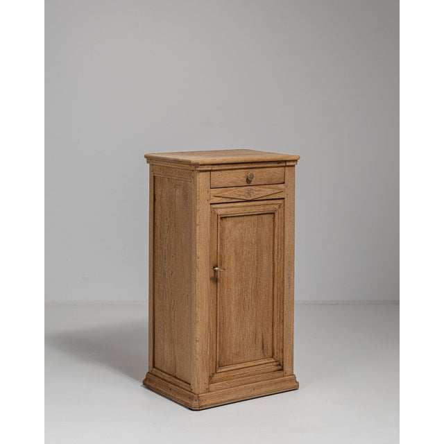 19th Century France Amber Oak Side Table For Sale - Image 12 of 18