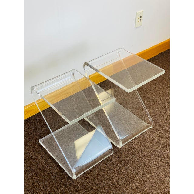 Transparent 1970s Vintage John Mascheroni Z-Shaped Lucite Side Table - a Pair For Sale - Image 8 of 10