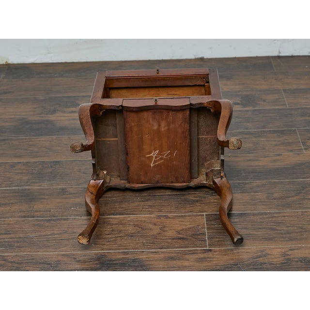 French Louis XV Walnut Nightstand with Tray Top and Hoof Feet, 19th Century For Sale - Image 4 of 12
