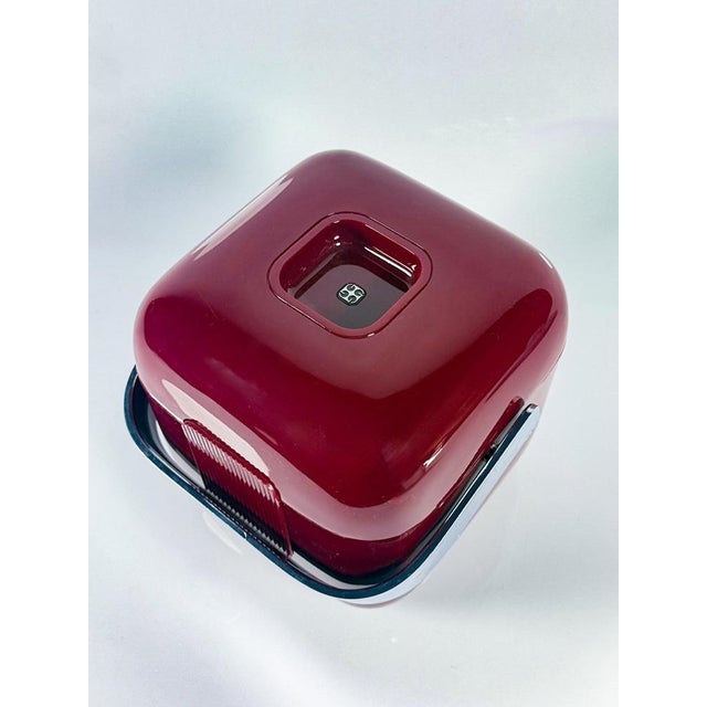 Red Amanda Ice Bucket in Acrylic Glass by Ambrogio Pozzi for Guzzini, 1980s For Sale - Image 8 of 9
