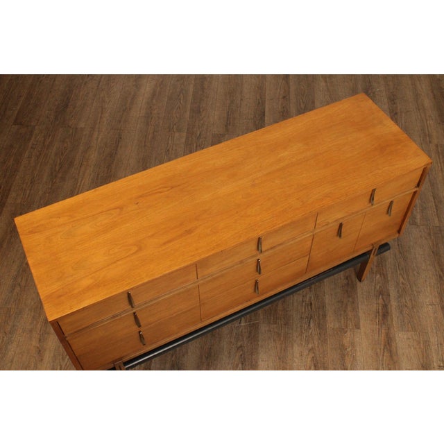 Mid 20th Century Mid Century Modern Walnut Dresser For Sale - Image 5 of 18