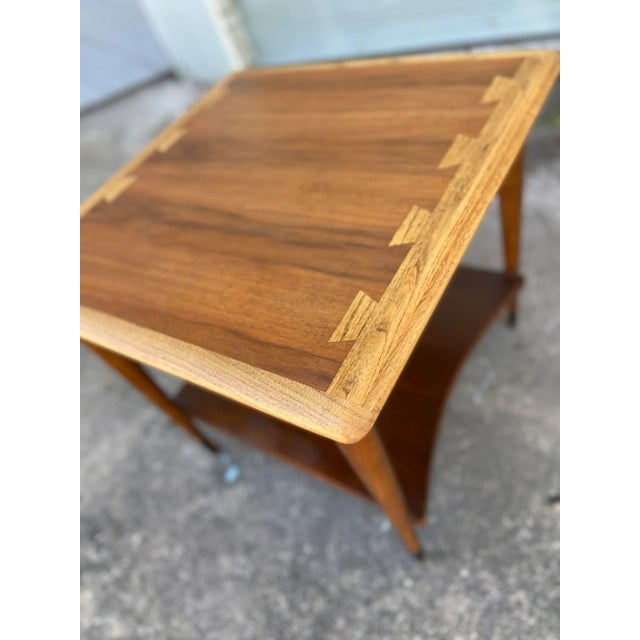 Mid-Century Modern Mid Century Modern ‘Acclaim’ Square Side Table With Curved Lower Shelf | AltaVista Lane Furniture For Sale - Image 3 of 13