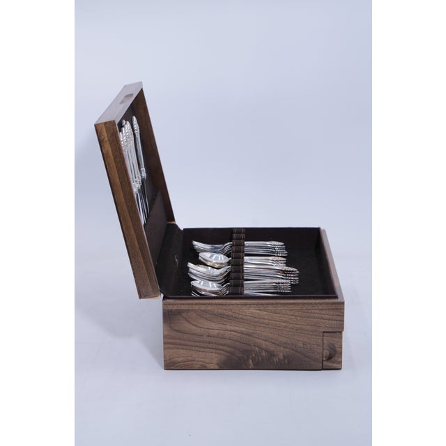 American Vintage Gorham Sterling Manufactured 37 Piece Silverware Set With Box For Sale - Image 3 of 17