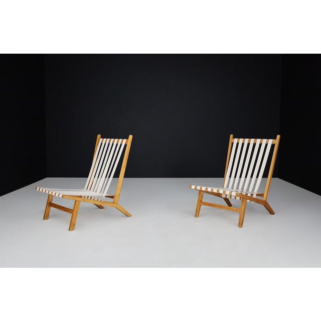 Mid-Century Scandinavian Lounge Chairs in Beech with New Canvas Straps by Børge Mogensen, 1960s, Set of 2 For Sale - Image 3 of 12