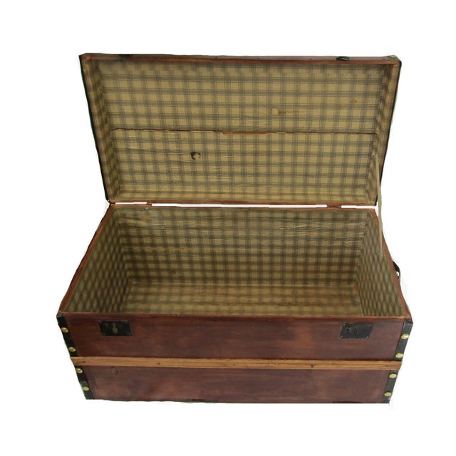 19th Century Civil War Era Carriage Trunk For Sale In Palm Springs - Image 6 of 7