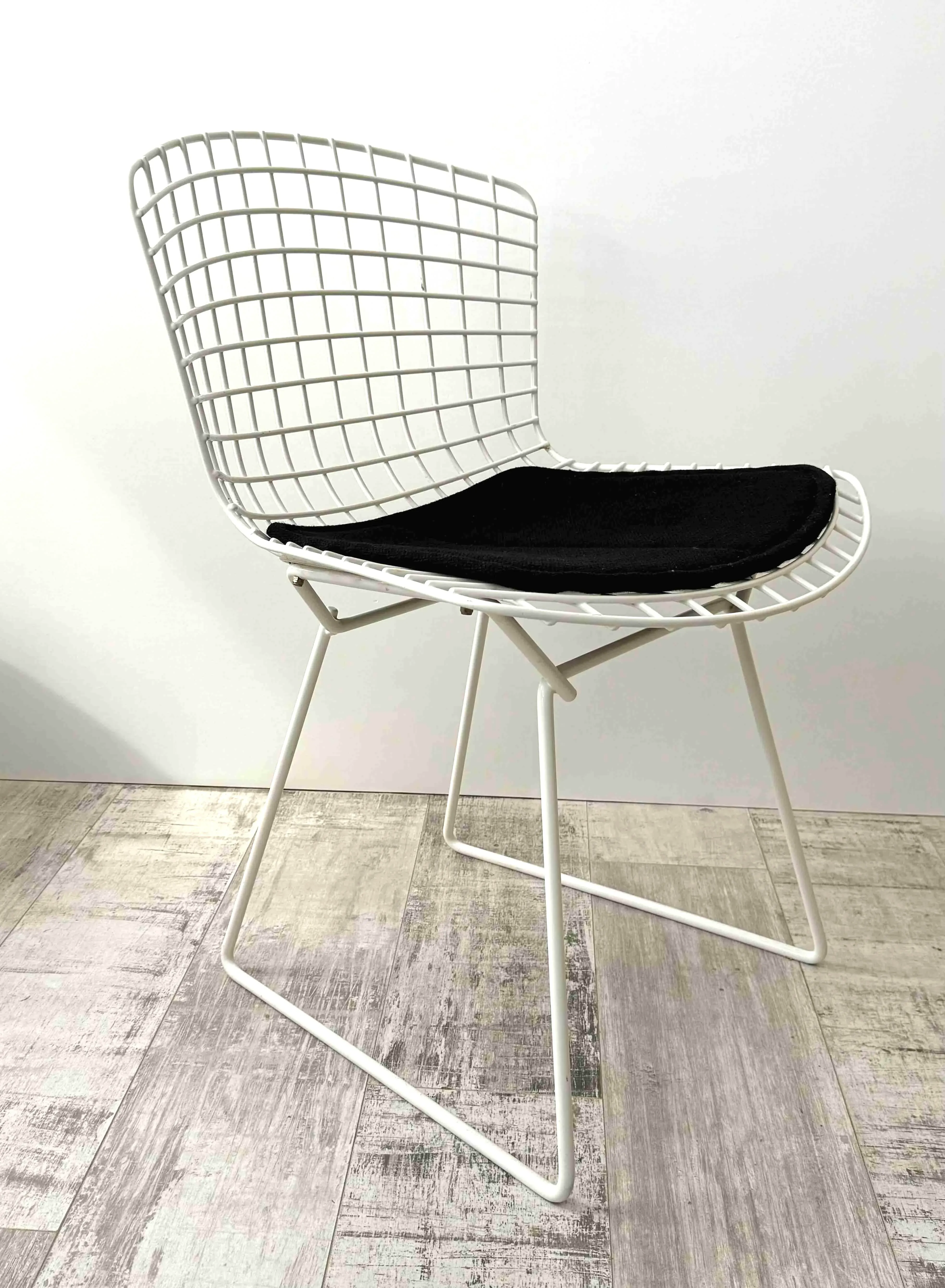 Model 420 The Wire Chair by Harry Bertoia for Knoll International