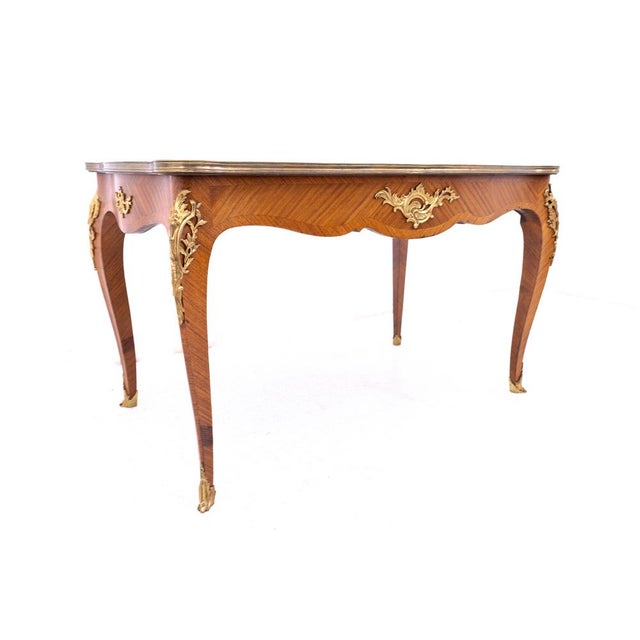 Antique table with marquetry, France, early 20th century. Very good condition. Wood: walnut Dimensions: height: 73 cm,...