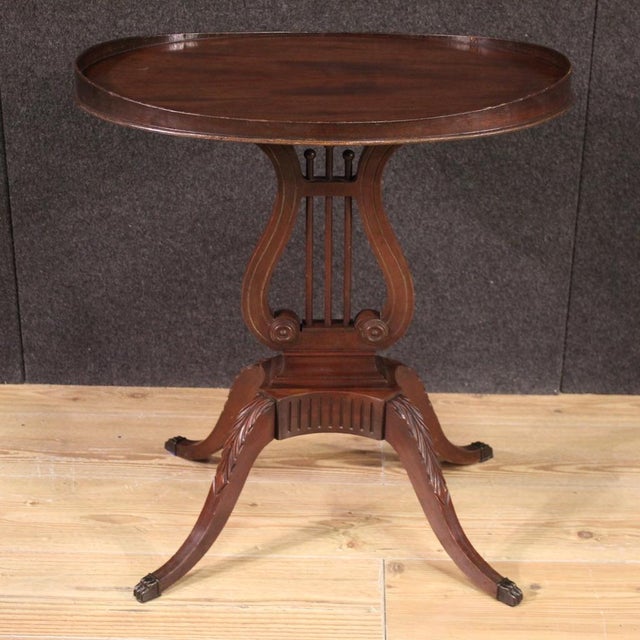 Brown 20th Century English Side Tables, 1960s, Set of 2 For Sale - Image 8 of 13