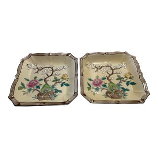 Pair of Asian Porcelain Square Bowls For Sale