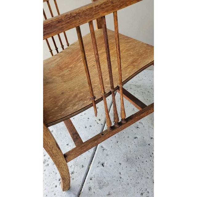Early 1900s Antique Mission Arts & Crafts Craftsman Quarter Sawn Oak Tall Back Resting Chair For Sale - Image 11 of 12