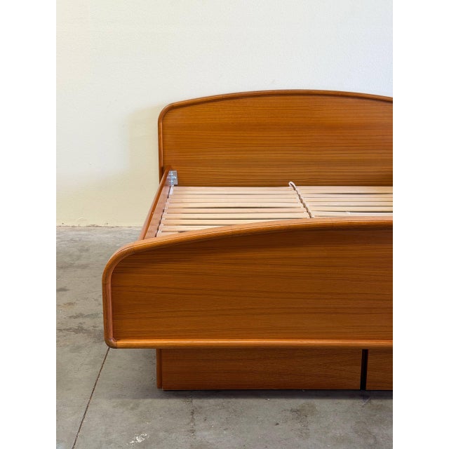 Mid 20th Century Mid Century Modern Teak Queen Platform Bed Frame With Built-in Storage Drawers For Sale - Image 5 of 10