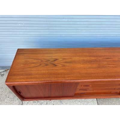 H.P. Hansen Teak Credenza, Scandinavian Modern, Denmark, 1962 For Sale - Image 12 of 15