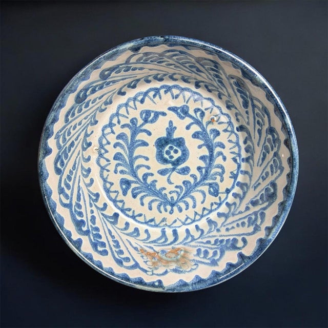 Fajalauza Granada Blue and White Bowls, Set of 3 For Sale - Image 4 of 9