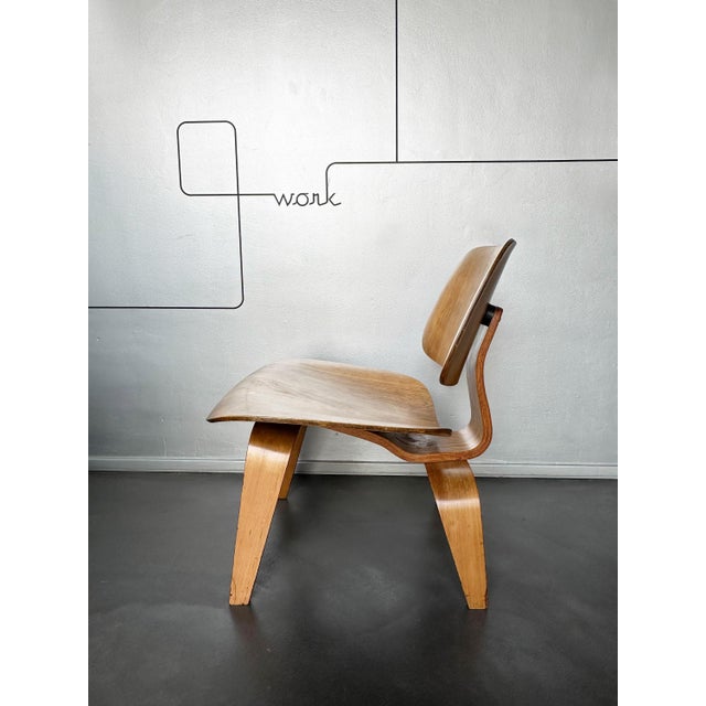 Herman Miller LCW Chair by Charles & Ray Eames for Herman Miller, 1940s For Sale - Image 4 of 18