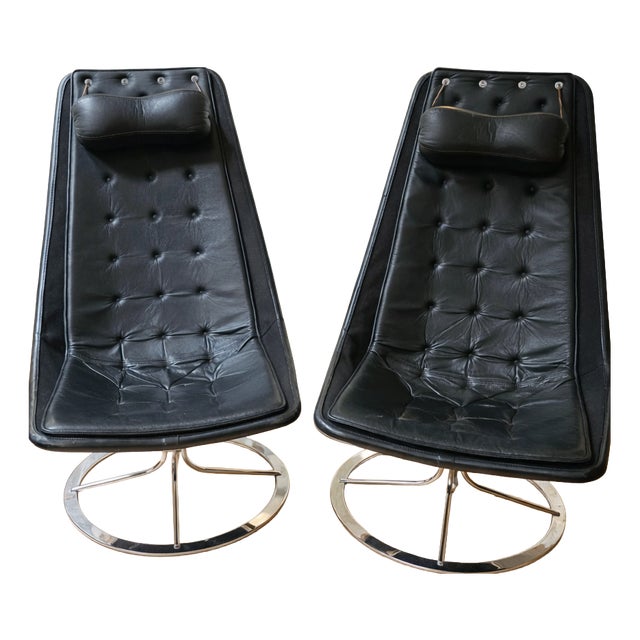 Mid-Century Modern Italian Swivel Lounge Chairs in Black Leather, 1970s, Set of 2 For Sale