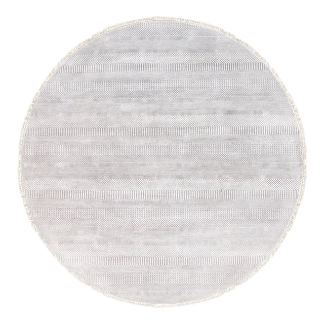Serapi Silver Area Rug-Round 7' 11" For Sale