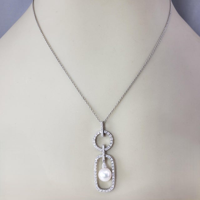 Metal Late 20th Century 18k White Gold Diamond and Pearl Pendant For Sale - Image 7 of 7