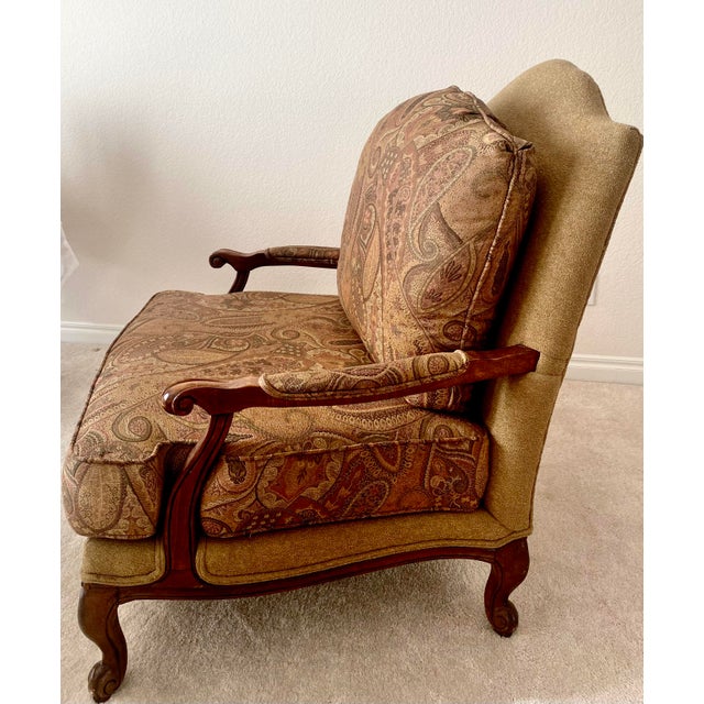 Ethan Allen Bergere French Louis XV Harris Chair With Ottoman Late 20th Century Excellent Condition For Sale - Image 11 of 18
