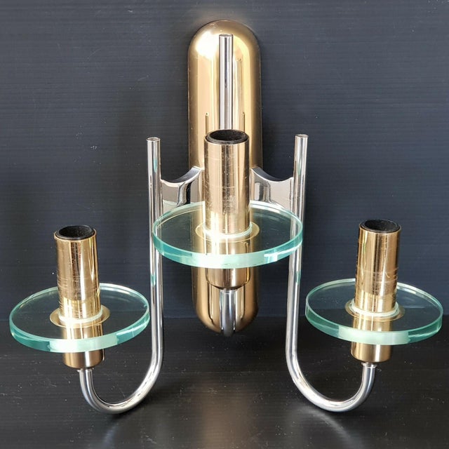 Good overall condition. Usual signs of wear, two small chips on the glass discs. Works. Length 31 cm. Height 30 cm. Depth...