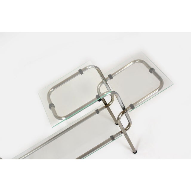 Large Bauhaus Functionalist Plant Stand in Chromed Steel and Glass, Former Czechoslovakia, 1930s For Sale - Image 4 of 13