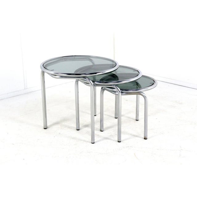 1970s Italian Round Chrome Nesting Tables with Smoked Glass, Set of 3 For Sale - Image 5 of 16