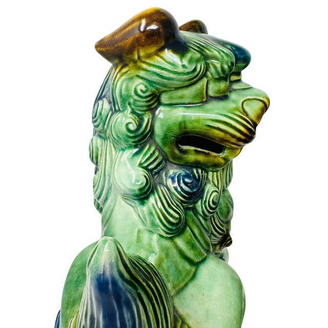 Textile Grandmillennial 12” Mid-Century Japanese Shishi Foo Dogs in Vivid Sancai Glaze - Pair For Sale - Image 7 of 18