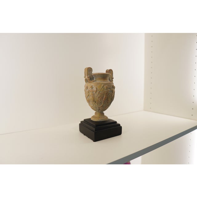 Vintage Greek Roman Neoclassical Urn on Black Base For Sale In Austin - Image 6 of 18