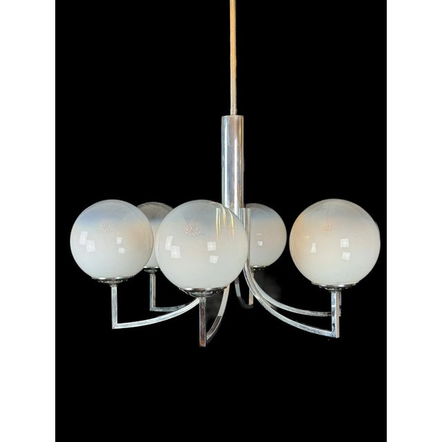 Vintage Italian Chandelier in Murano Glass, 1960s For Sale - Image 4 of 14